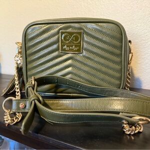 Chelsea and Cole deboer itzy ritzy bag collab